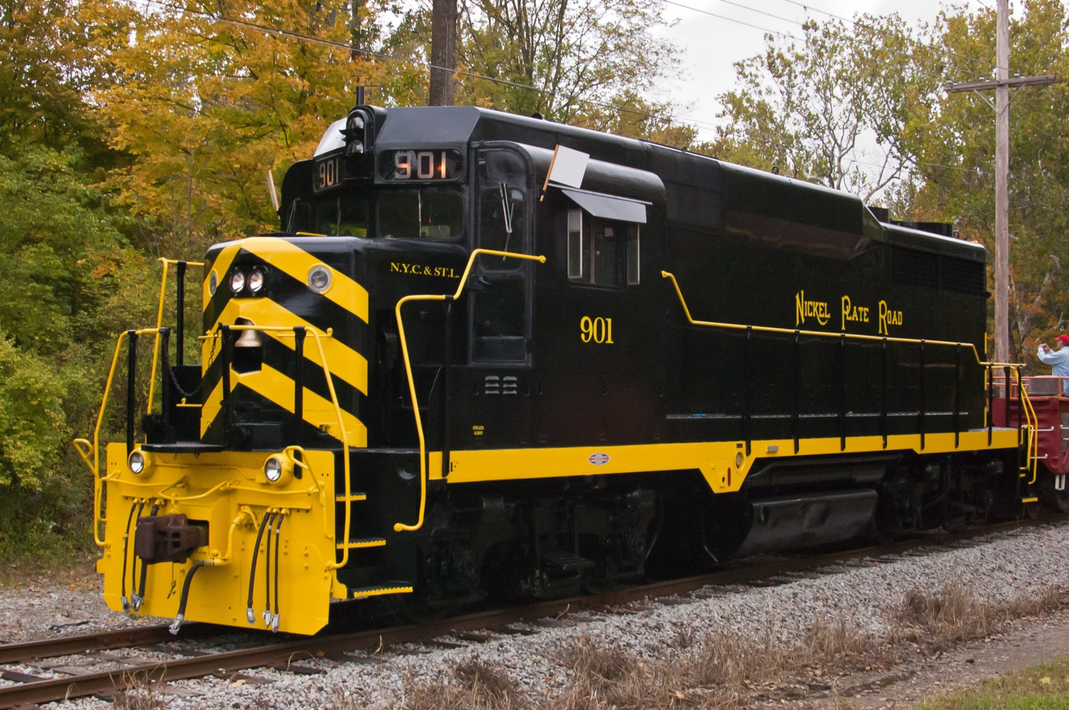CRC 901 – EX-NKP GP30 a train on a steel track